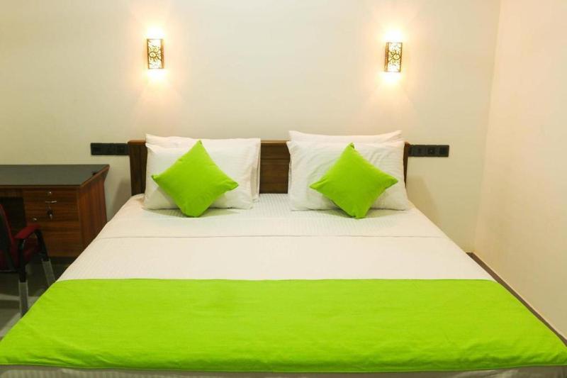 Double Room with Private Bathroom image 1