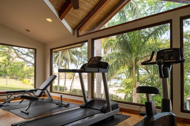 Palms 23 Luxury Beachfront Villa - image 7