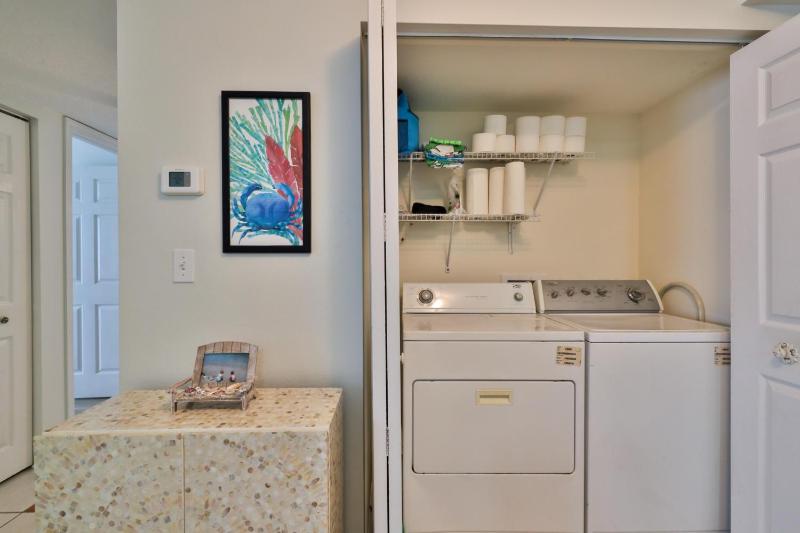 Kiawah Bay 107 - 2 Bedroom 2 Bath Steps To The River And Ocean! - image 2