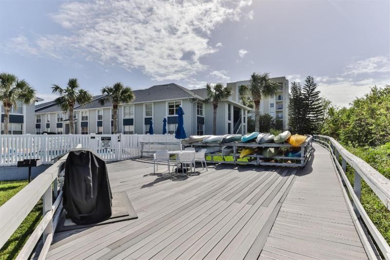 Kiawah Bay 107 - 2 Bedroom 2 Bath Steps To The River And Ocean! - image 6