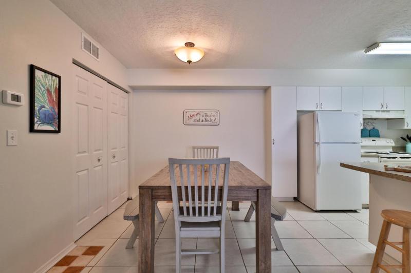 Kiawah Bay 107 - 2 Bedroom 2 Bath Steps To The River And Ocean! - image 33