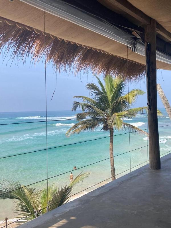 Gitano Surf Ahangama Beachfront - image 2