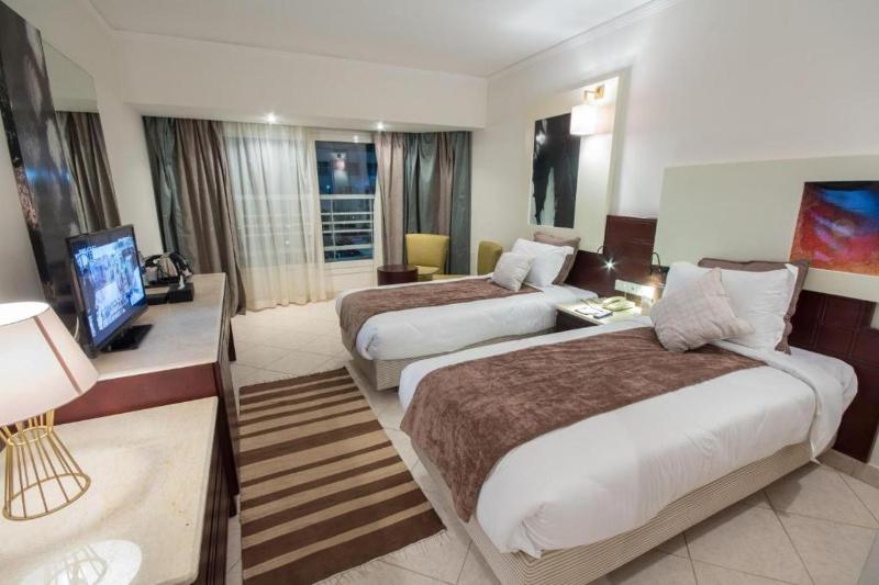 Swiss Heaven Sharming Inn Hotel-Couples & Families only - image 10