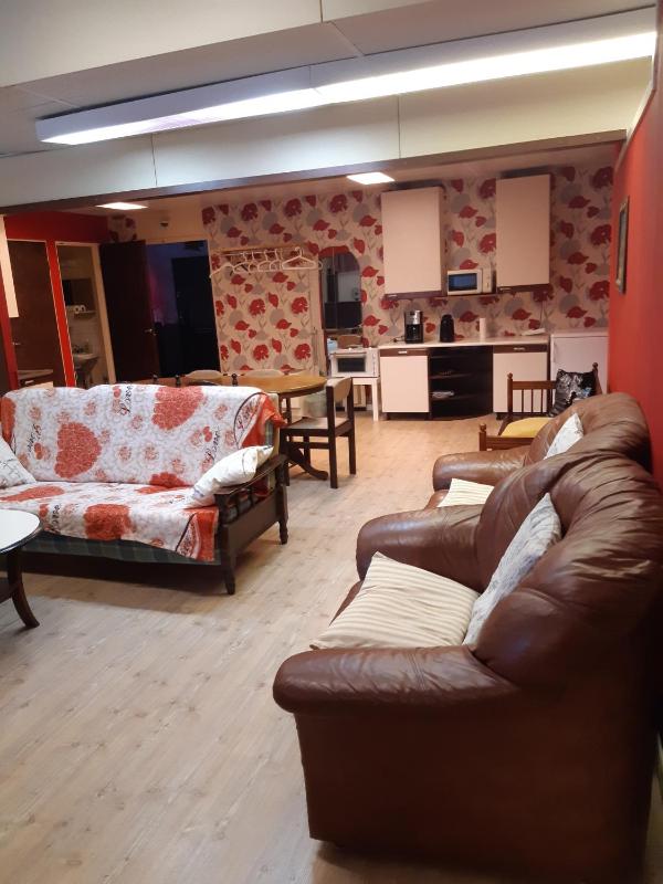 Studio Apartment image 2