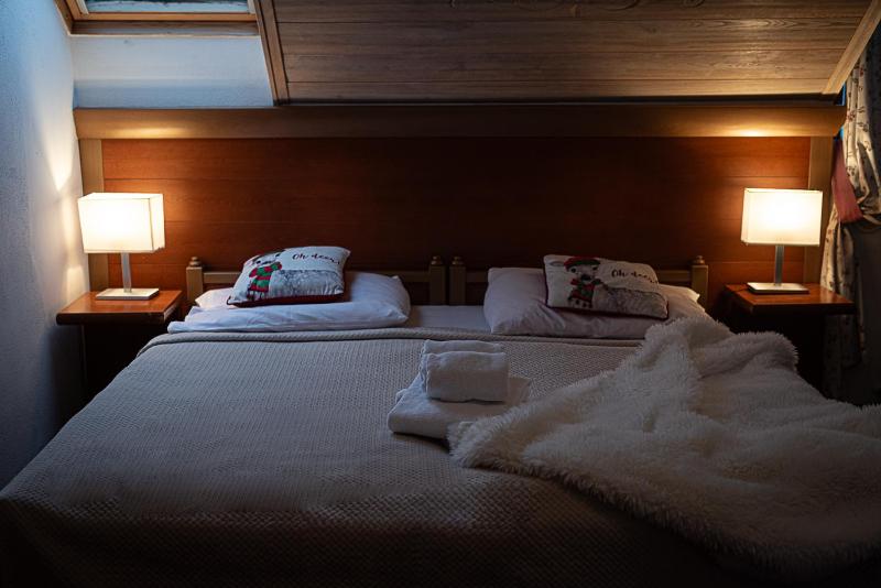 Standard Double Room image 3