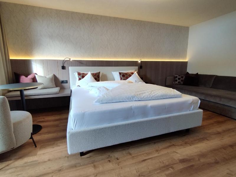 Double Room (1 Adult) image 1
