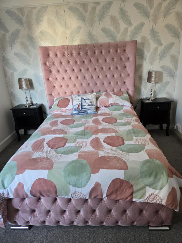 Large Double Room image 3