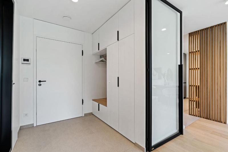 Stylish Downtown Escape with Comforts - image 13