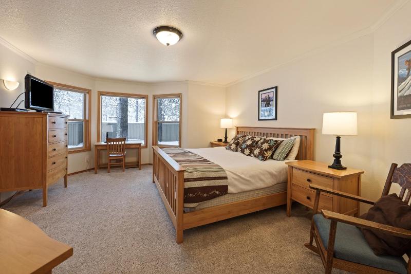 9 Hoodoo - image 45