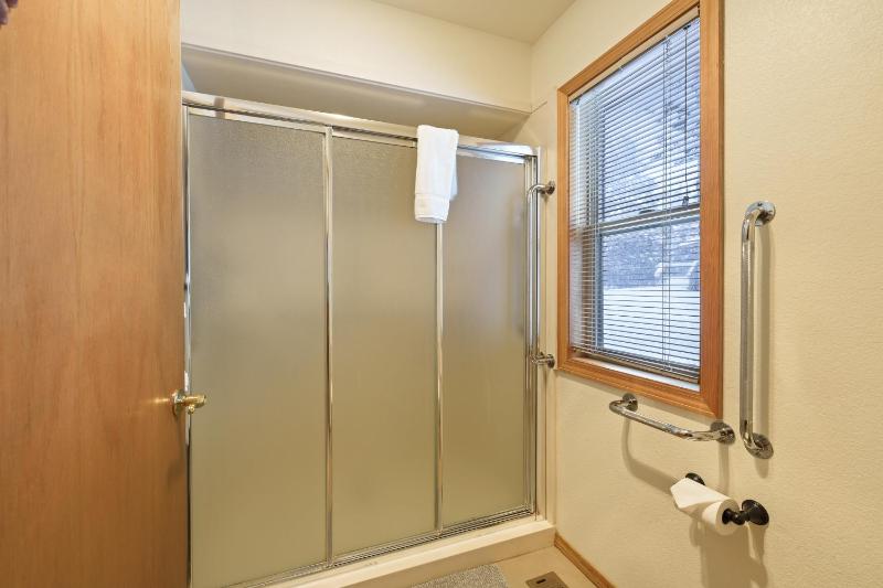 9 Hoodoo - image 31