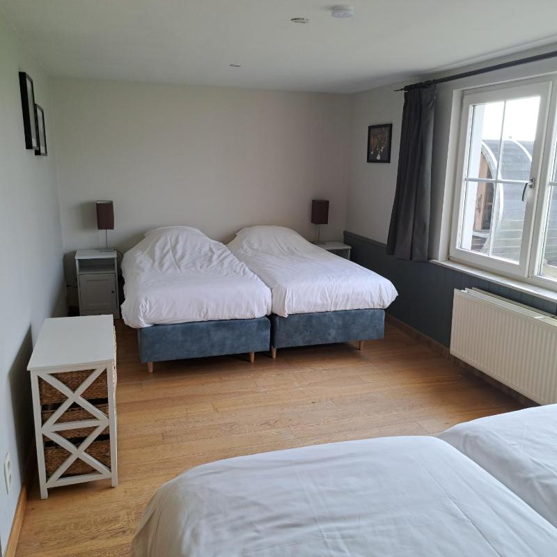Deluxe Holiday Home image 3