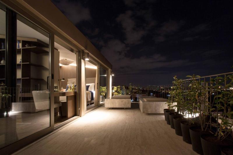 Sea View  Terrace Suite  image 2