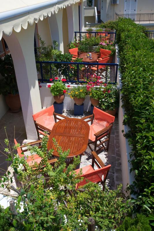 Apartment with Terrace image 4