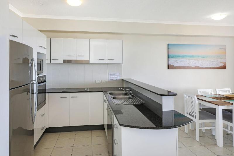 Mariners Resort Kings Beach - image 17
