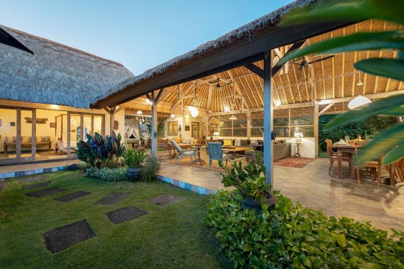 Gorgeous Balinese Designed 3 Bed Villa Top Pick! - image 13