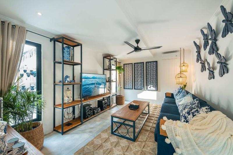 Luxe 5 Bed Sleeps 10 Butler Walk to ShopsCafe - image 29