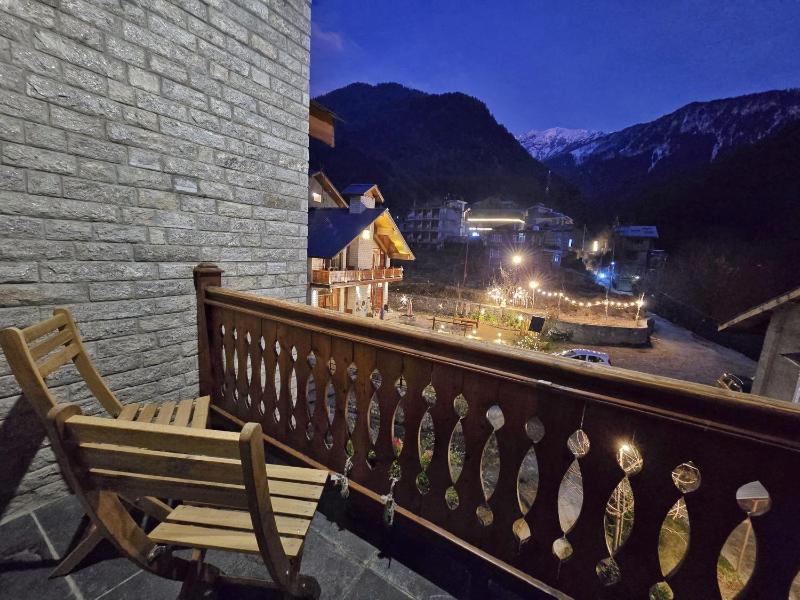 Hygge Home Manali - image 29