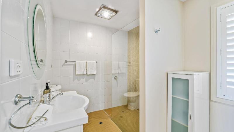 Seaside Royale - image 17