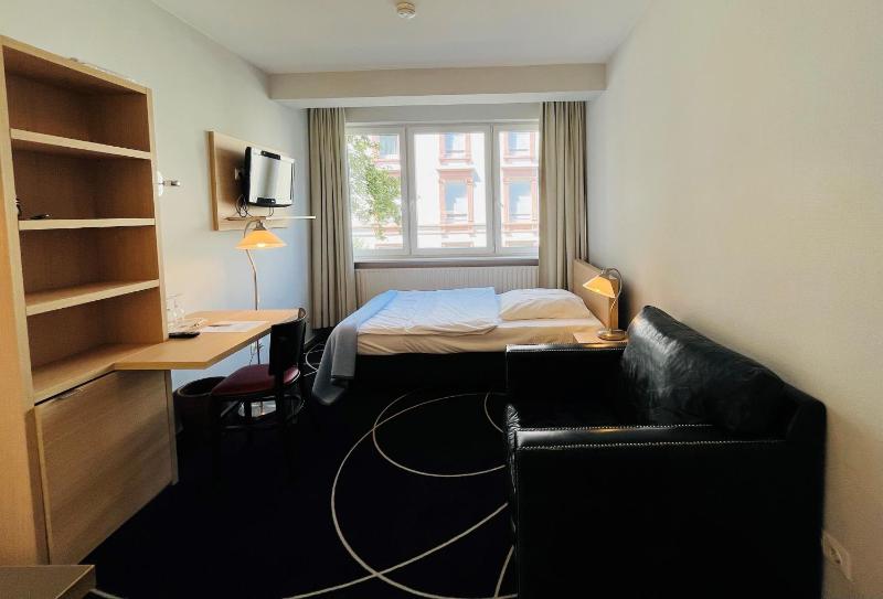 Xenios Apartments Frankfurt Westend - image 13
