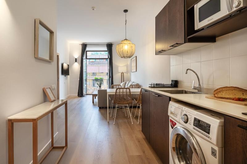 Superior Two-Bedroom Apartment image 4