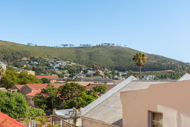 1 Hillendale - image 5