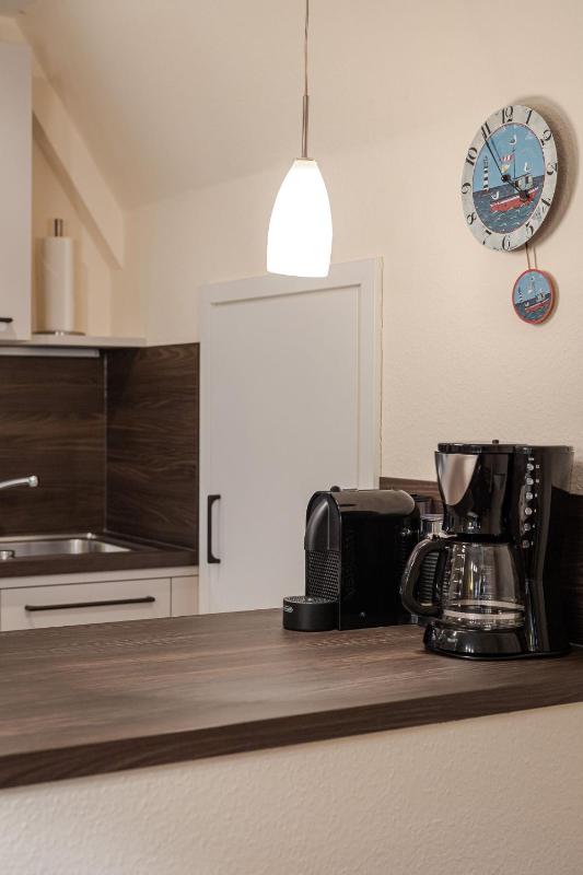 Two-Bedroom Apartment with Shower  image 3