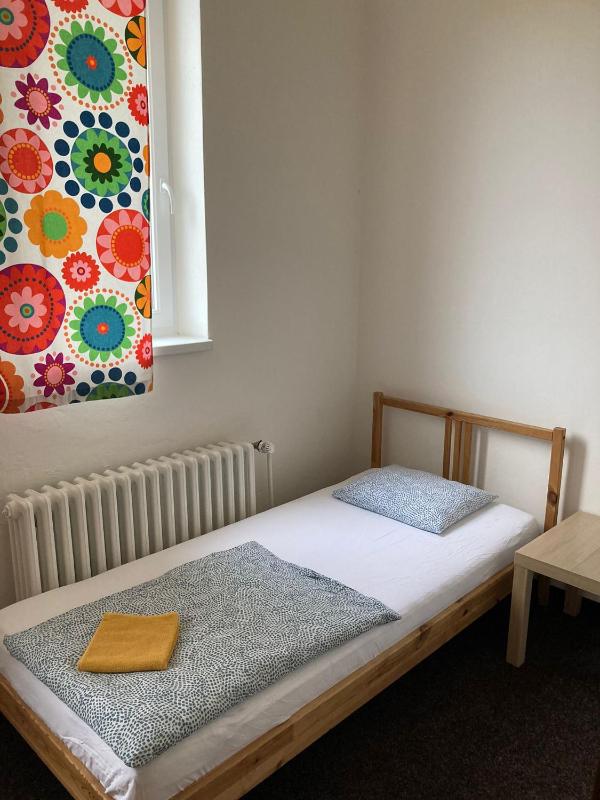 Single Room image 1