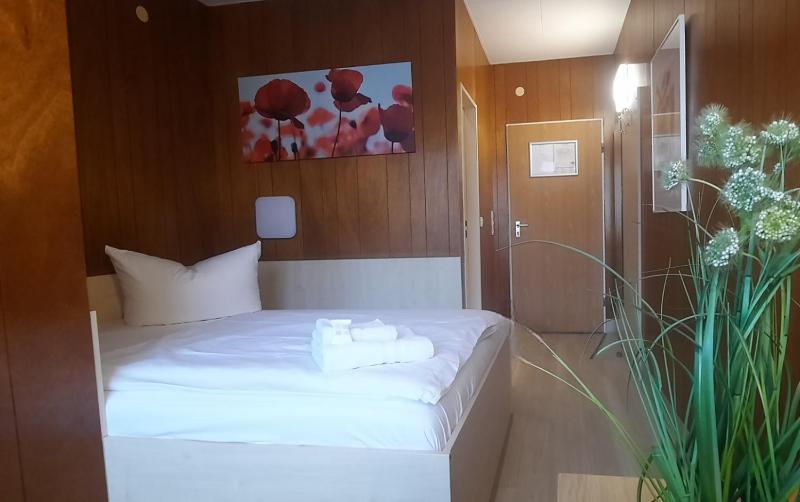 Budget Double Room image 1