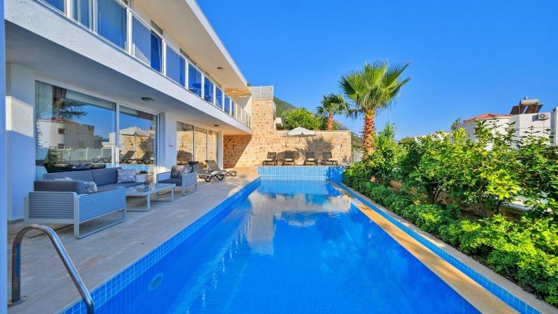 Kalkan 4 Bedroom Villa - image 6