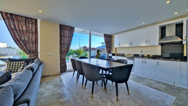 Kalkan 4 Bedroom Villa - image 26