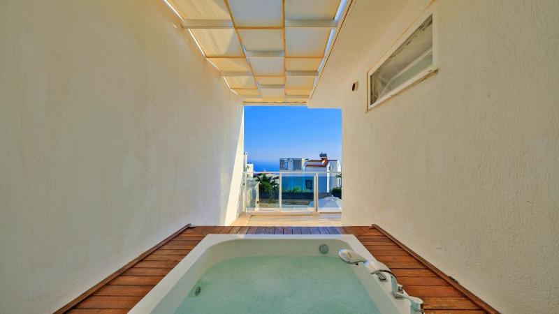 Kalkan 4 Bedroom Villa - image 19