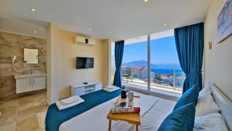 Kalkan 4 Bedroom Villa - image 8