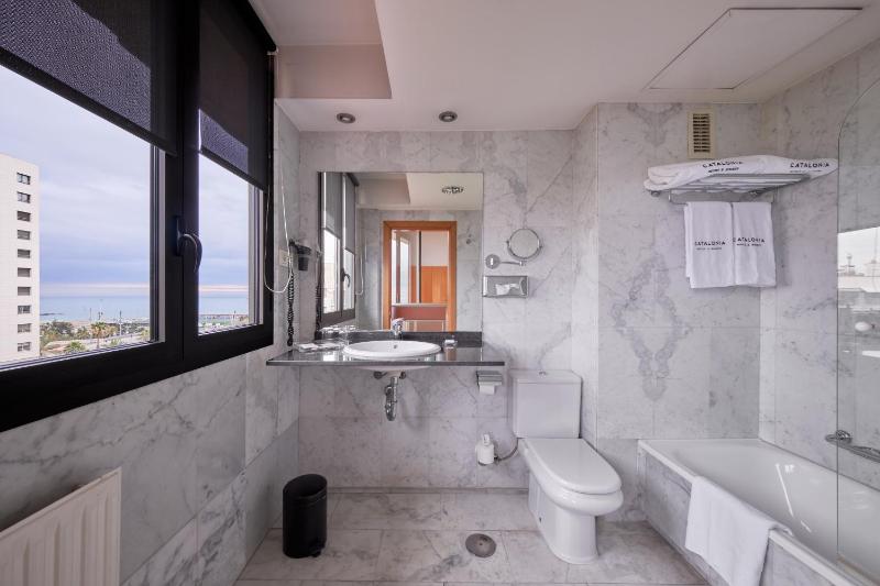 Single Room image 2