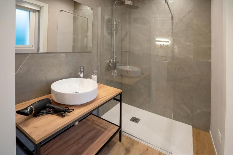 Arena 40 Apartments Giulietta Romantic Escape - image 10
