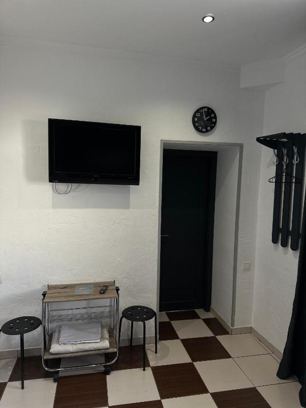 Budget Double Room image 2