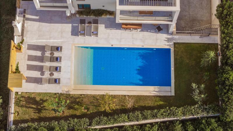 Three-Bedroom Villa image 2
