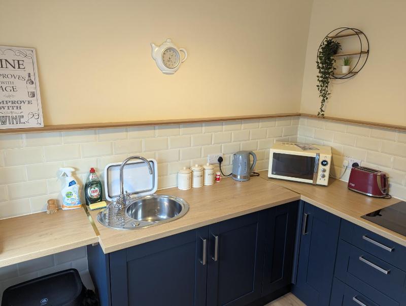 Studio Apartment image 2