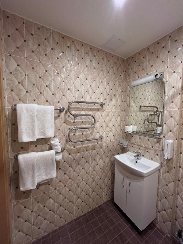 Family Room image 1
