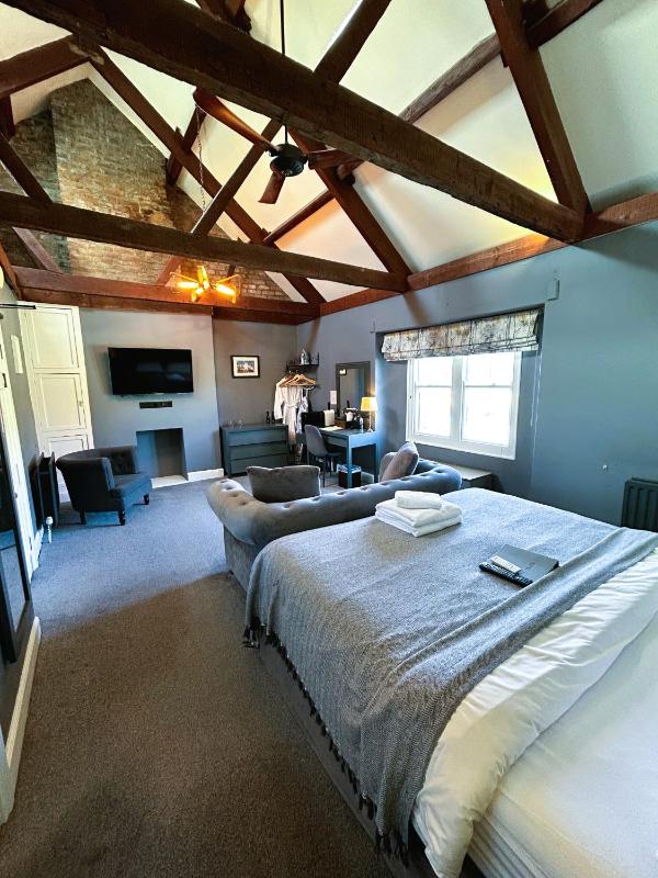 Junior Suite image 2