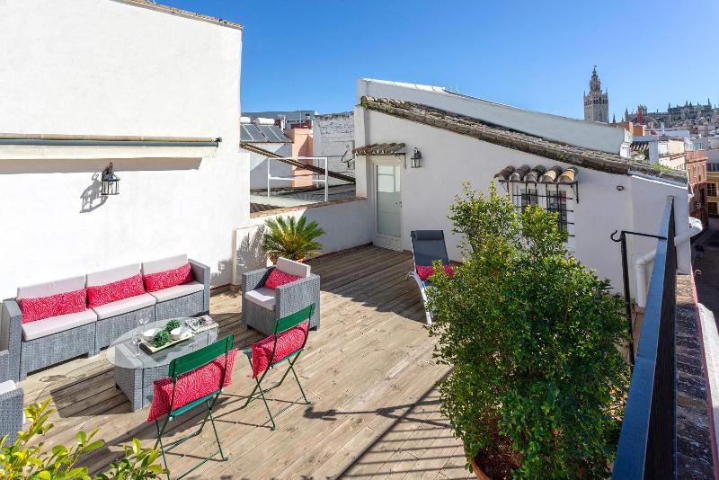 Duplex Two-Bedroom Apartment with Terrace image 2