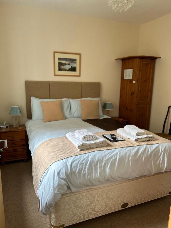 Standard Double Room image 4