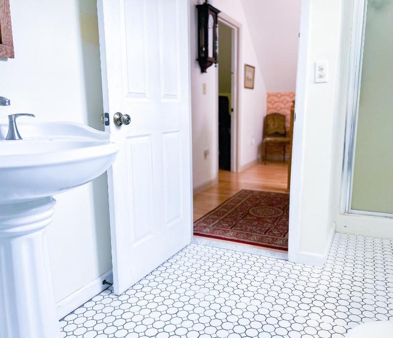 Two-Bedroom Loft Suite image 3