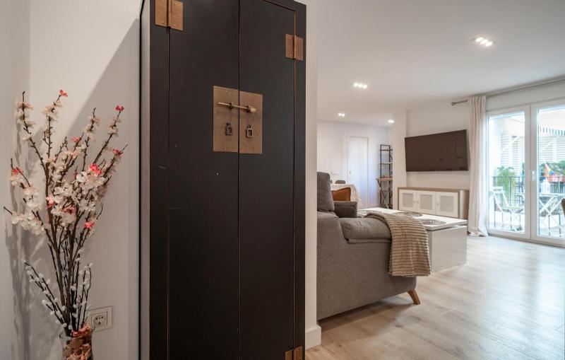 Gorgeous Apartment In Torremolinos With Wifi - image 11