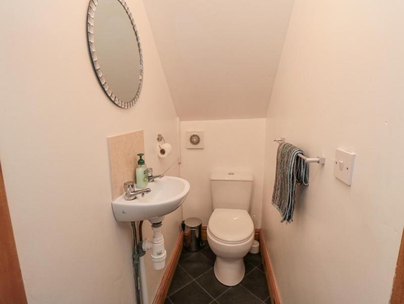 Psalm Cottage - image 9
