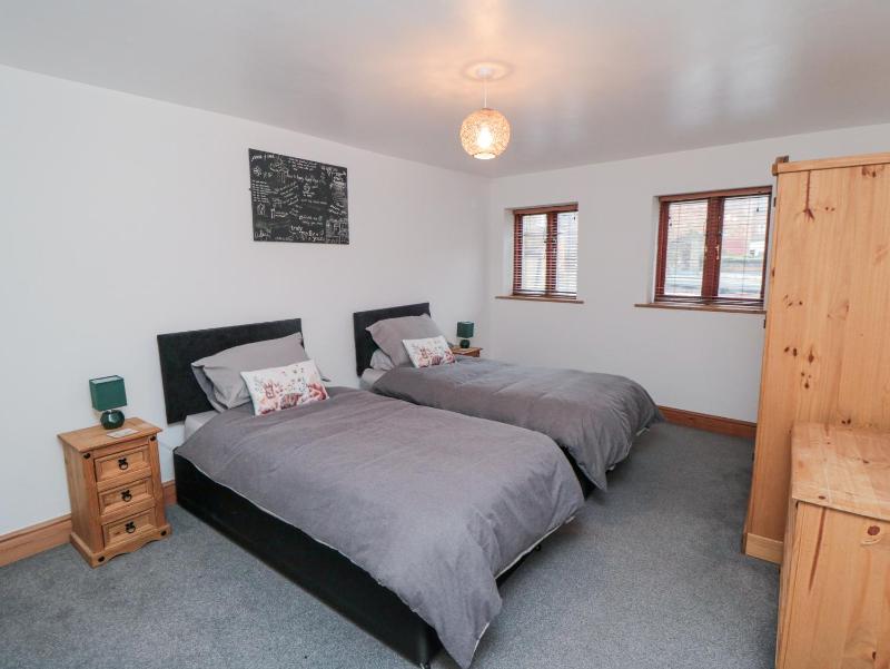 Psalm Cottage - image 22