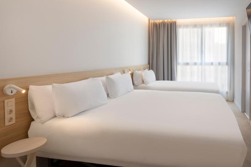 B&B HOTEL Alicante Centro - image 7