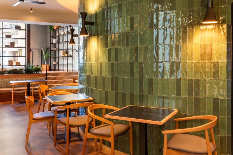 B&B HOTEL Alicante Centro - image 10