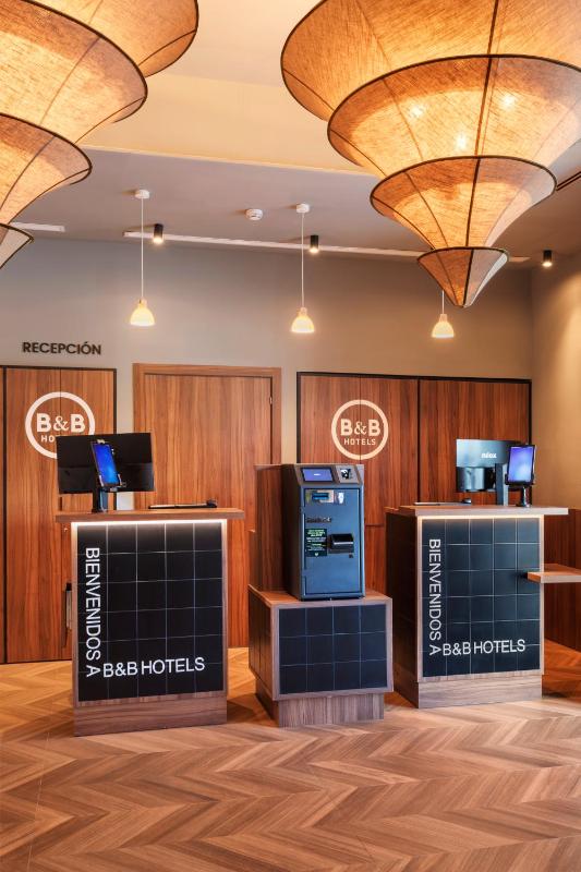 B&B HOTEL Alicante Centro - image 22