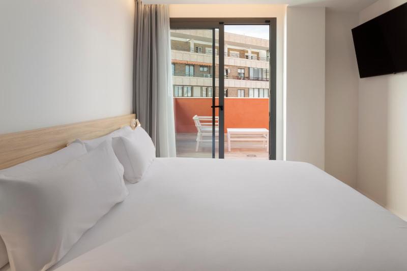B&B HOTEL Alicante Centro - image 29