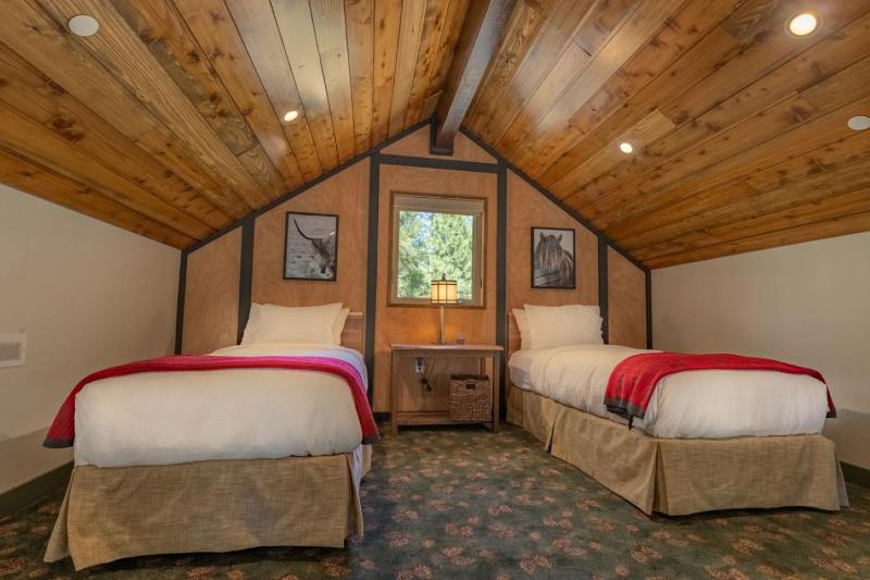 Three-Bedroom Villa image 1